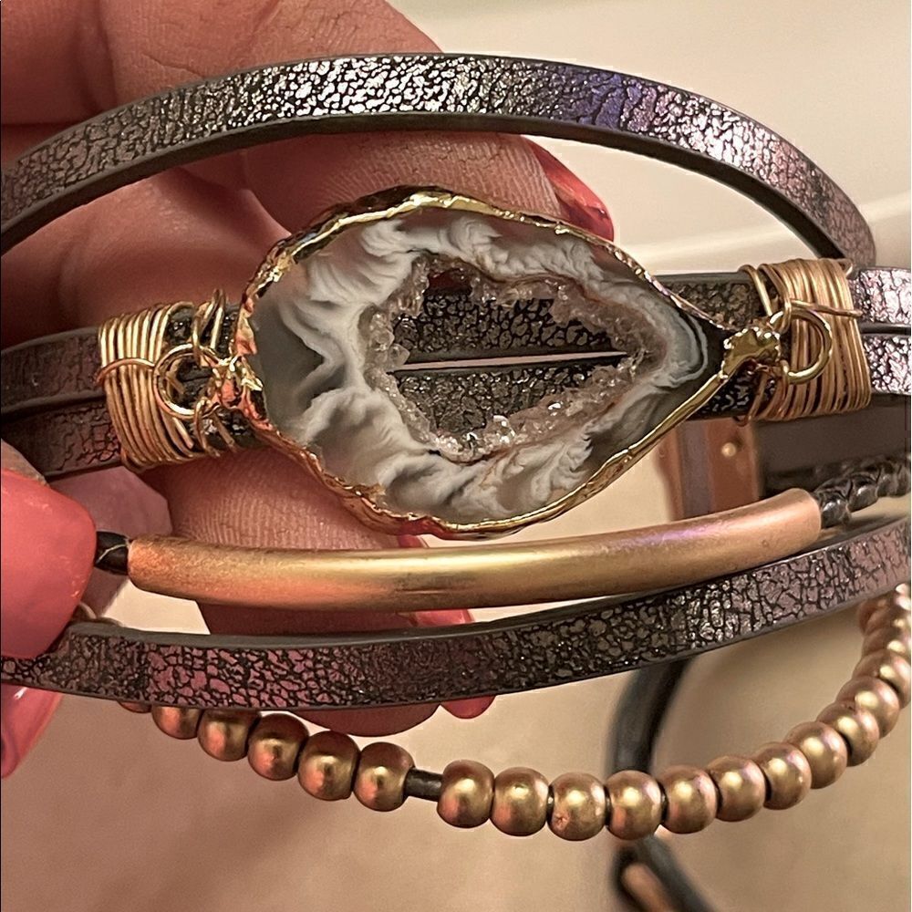 Saachi Optical Stacked Leather Boho Bracelet w/druzy smoky quartz magnetic - Picture 2 of 14